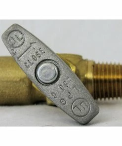 Cajun Classic FNPT / MPT Needle Valve Brass Fitting